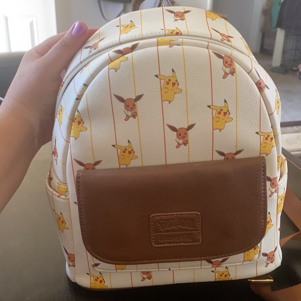 COPY - Loungefly  Pokemon & Eevee backpack